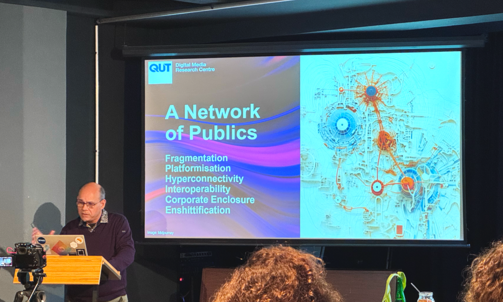 ComAI Lecture mit Axel Bruns